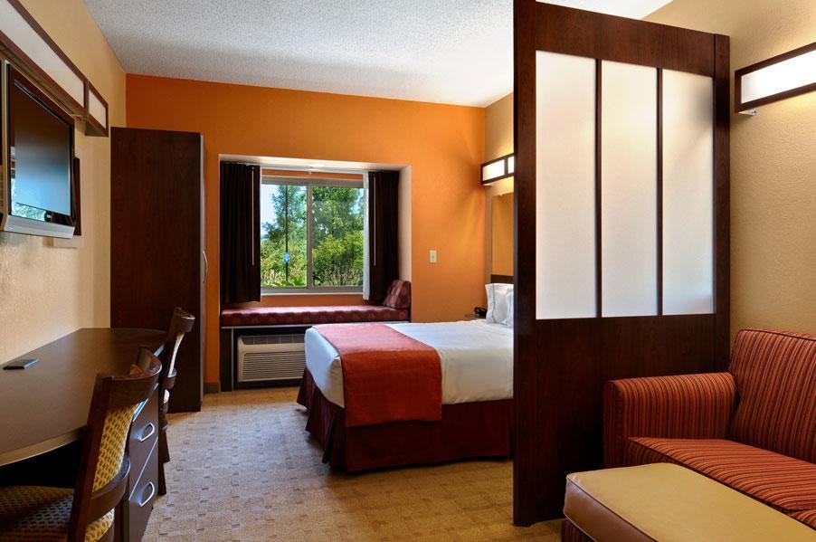 Microtel Inn & Suites By Wyndham Verona Dış mekan fotoğraf