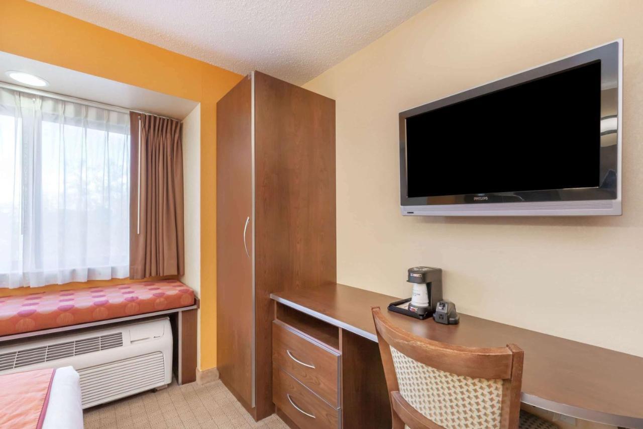 Microtel Inn & Suites By Wyndham Verona Dış mekan fotoğraf